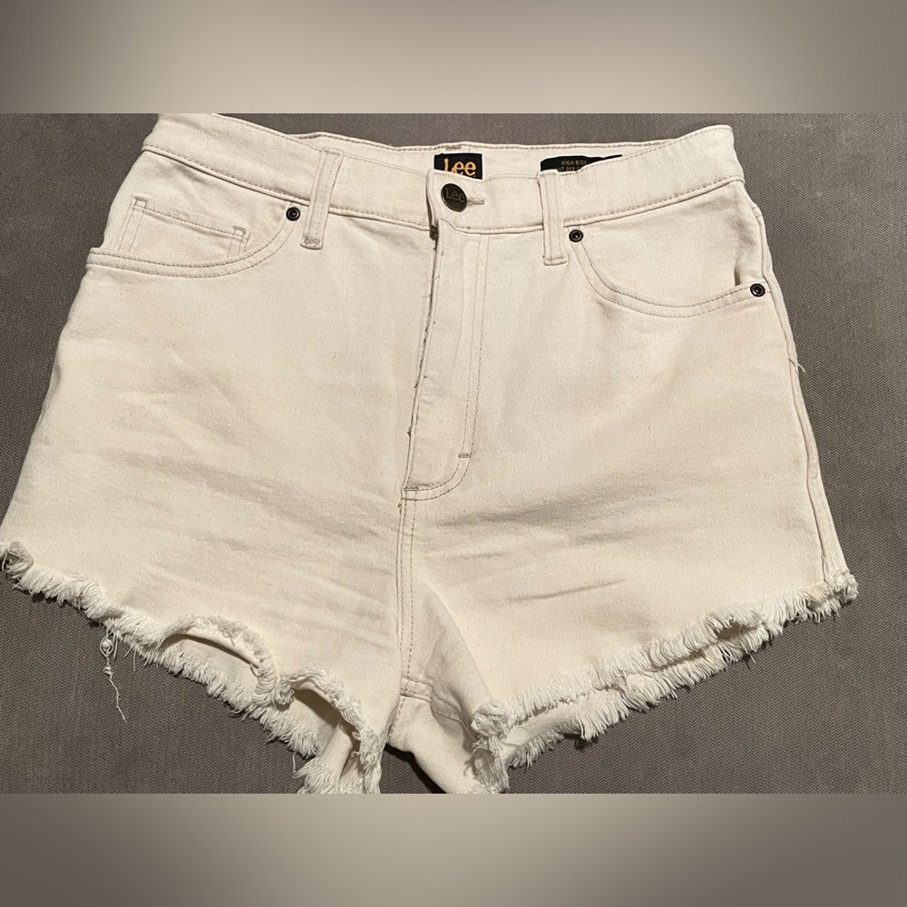 Lee highwaisted cutoff shorts size 30 (off-white)